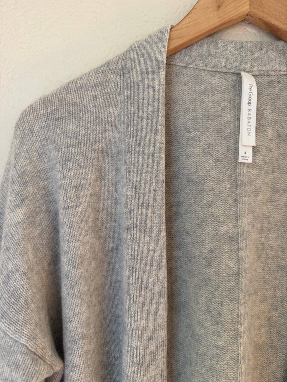 Babaton Light Gray Open-Front Knit Cardigan - Picture 3 of 8